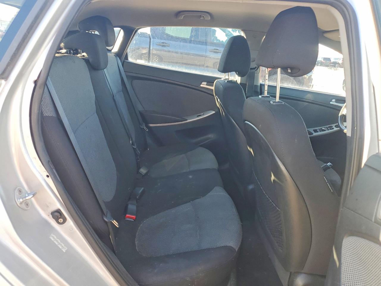 2012 HYUNDAI ACCENT GLS photo 10