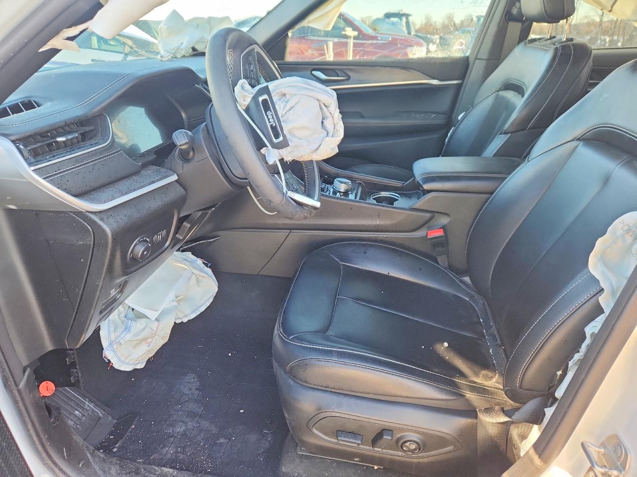 2024 JEEP GRAND CHEROKEE L LIMITED photo 7