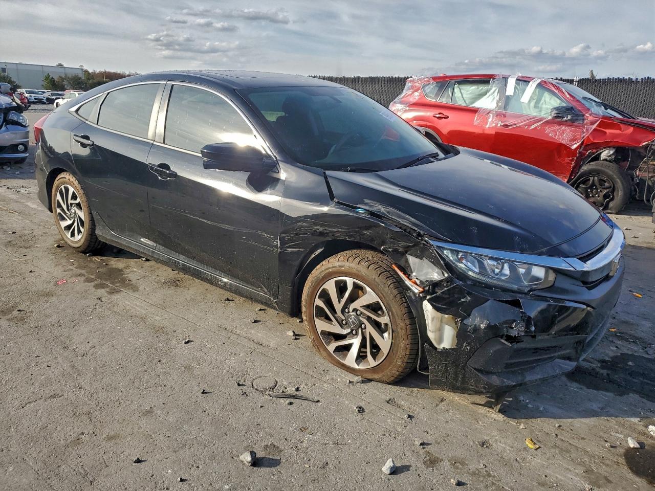 2017 HONDA CIVIC EX photo 4
