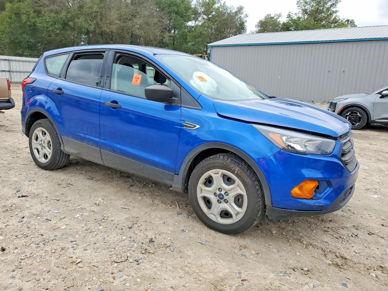 2019 FORD ESCAPE S photo 4