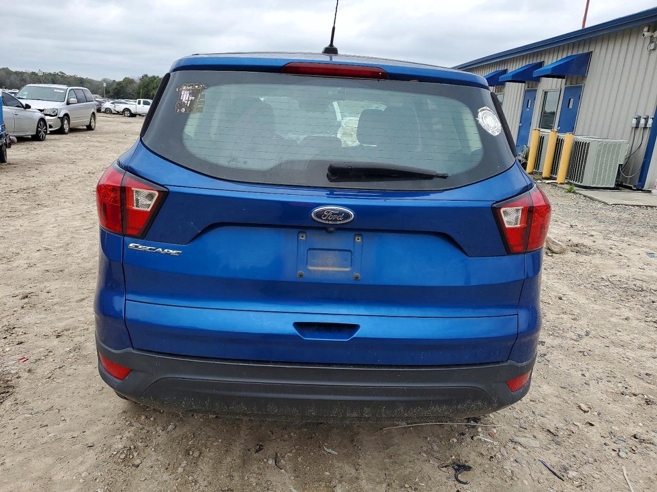 2019 FORD ESCAPE S photo 6