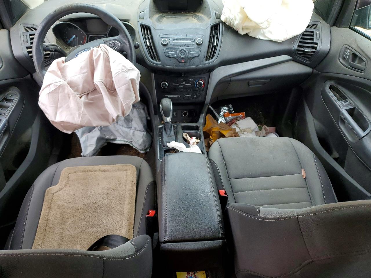 2019 FORD ESCAPE S photo 8