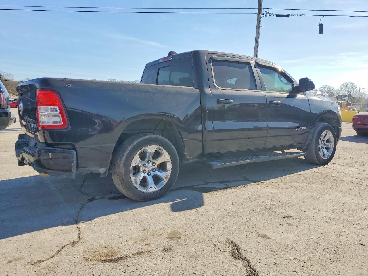 2019 RAM 1500 BIG HORN/LONE STAR photo 3