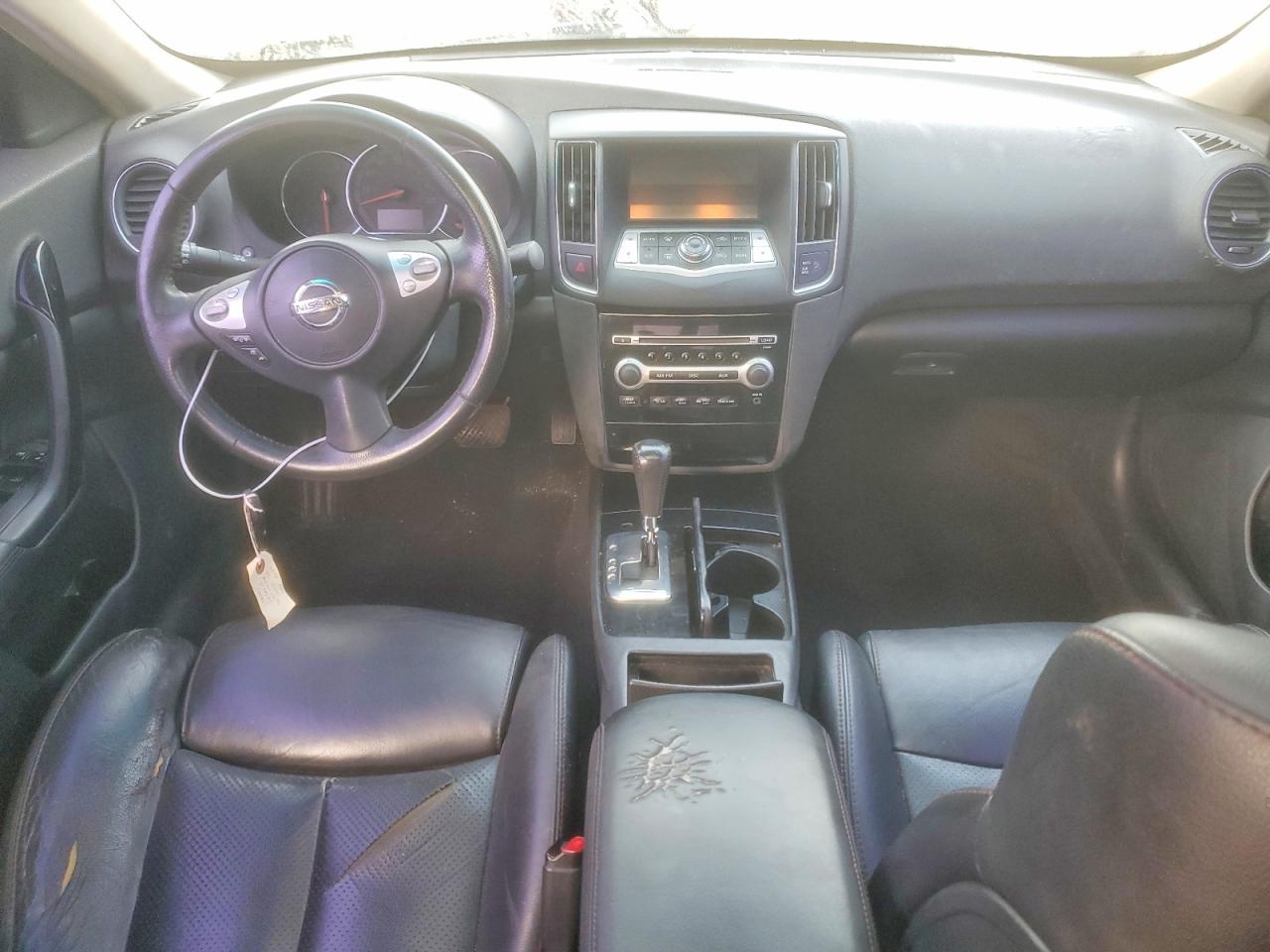 2011 NISSAN MAXIMA S photo 8
