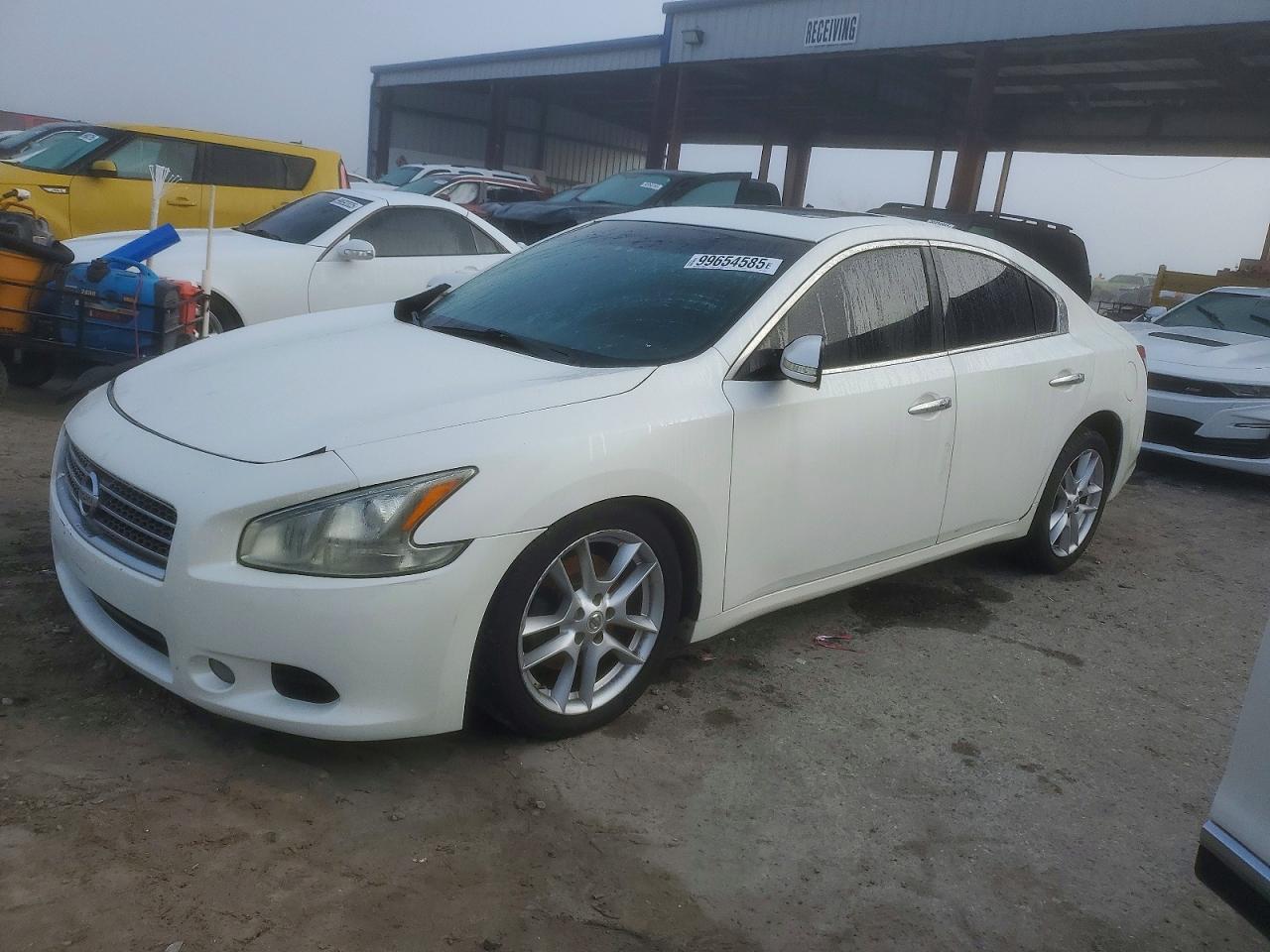 2011 NISSAN MAXIMA