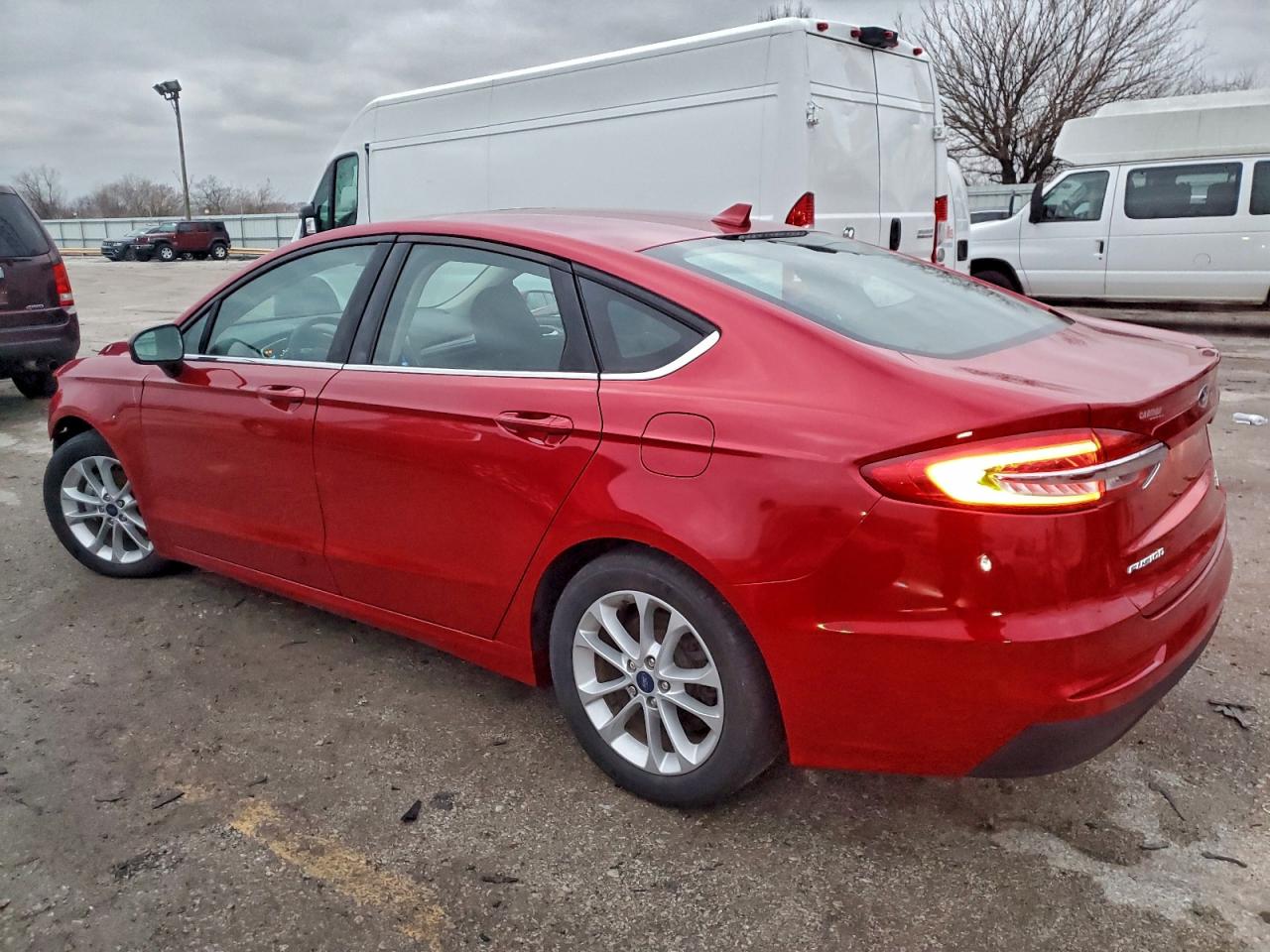2020 FORD FUSION SE photo 2