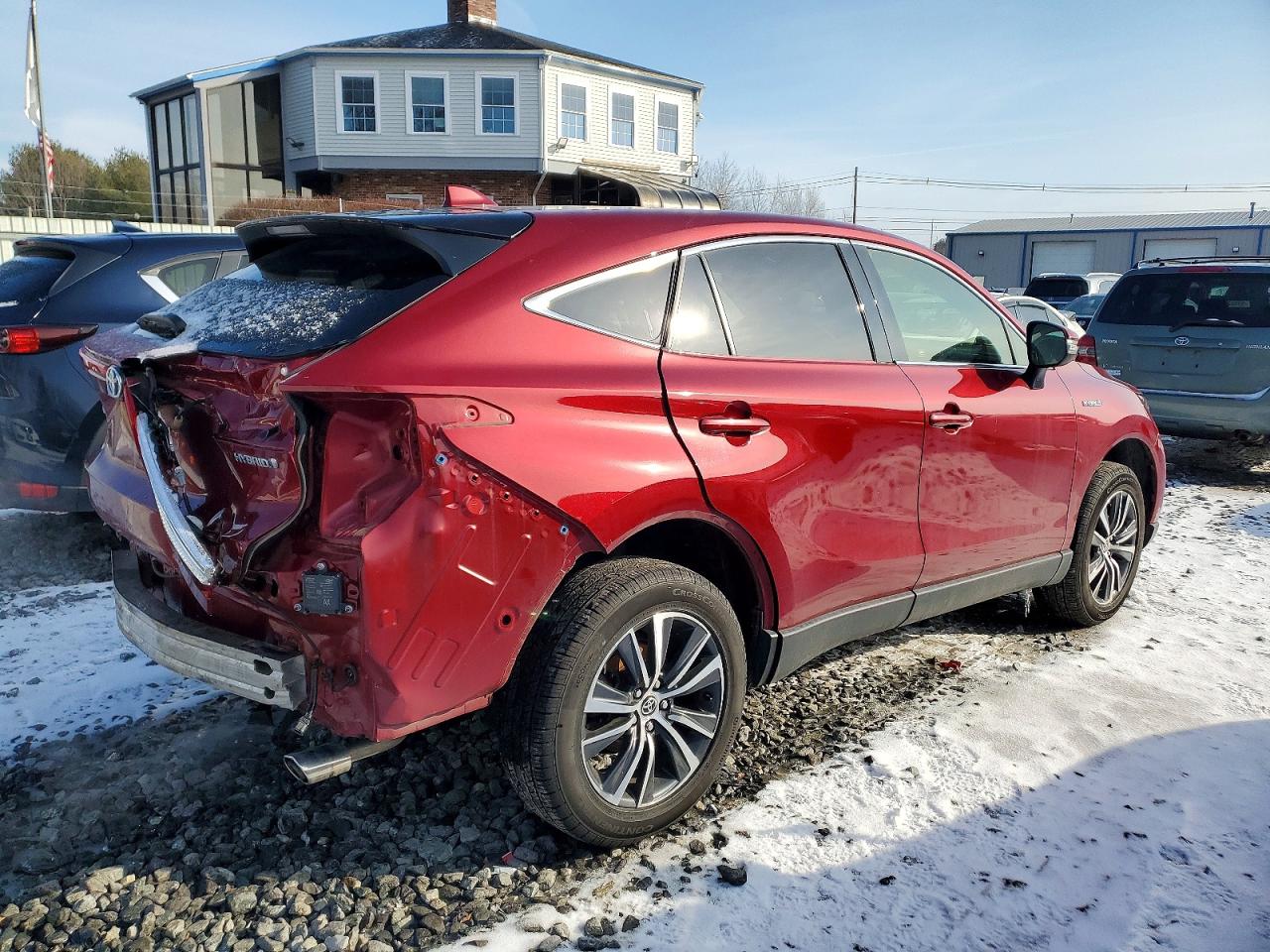 2021 TOYOTA VENZA LE photo 3