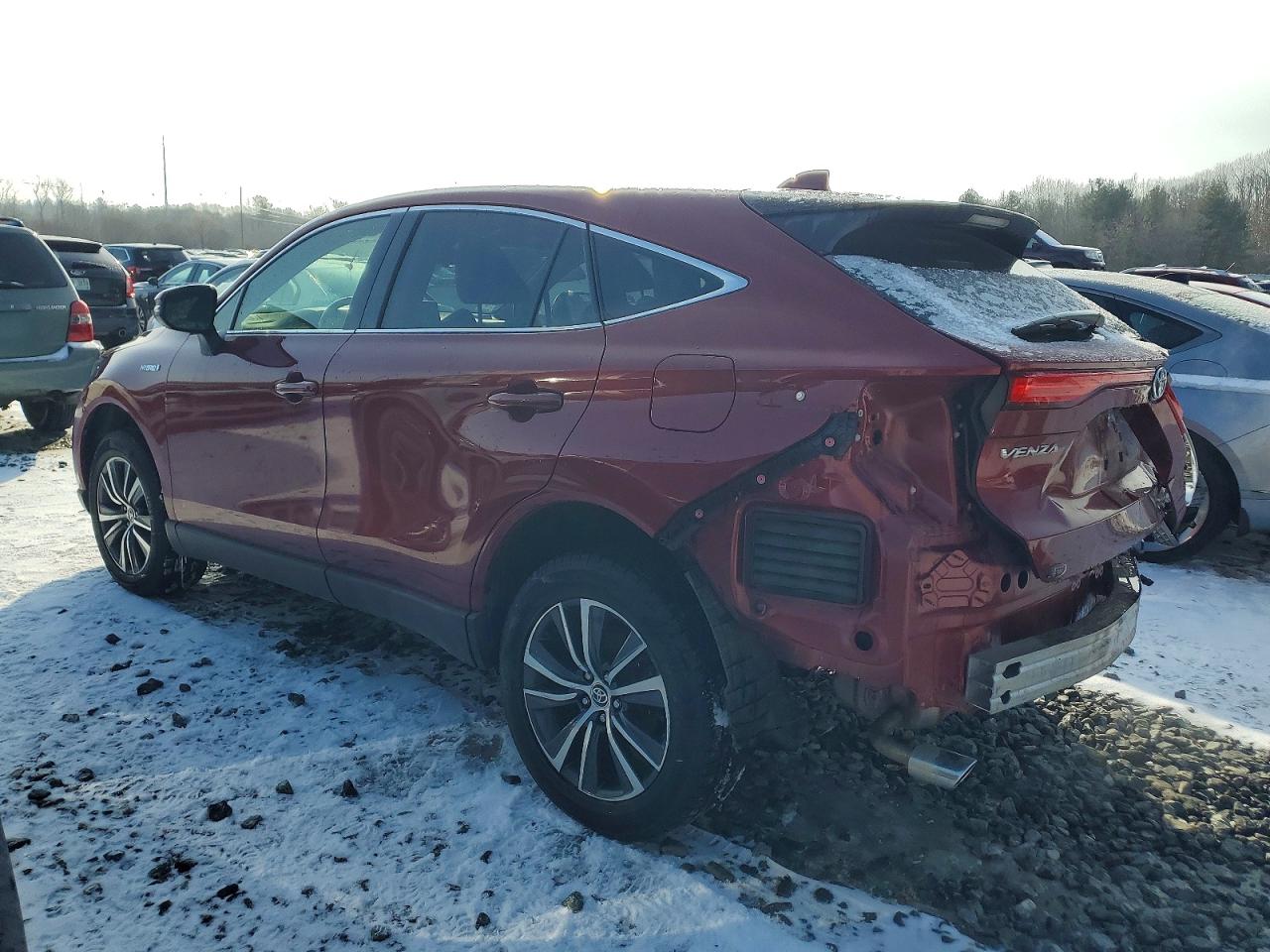 2021 TOYOTA VENZA LE photo 2
