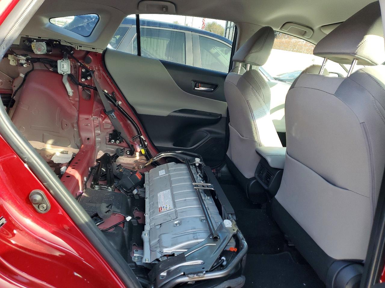 2021 TOYOTA VENZA LE photo 10
