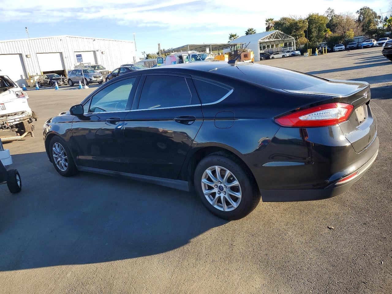 2016 FORD FUSION S photo 2