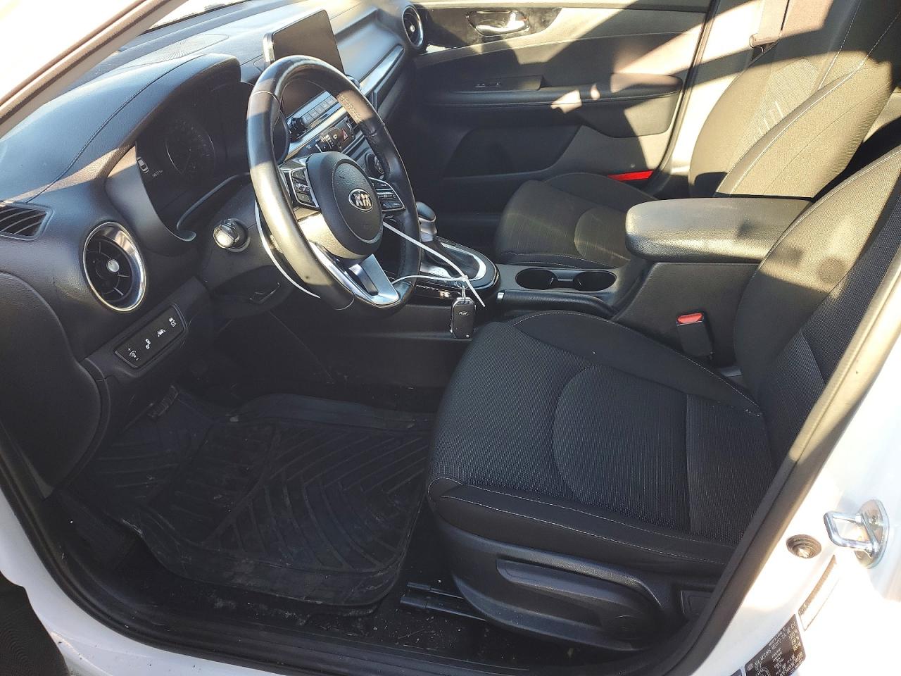 2021 KIA FORTE EX photo 7