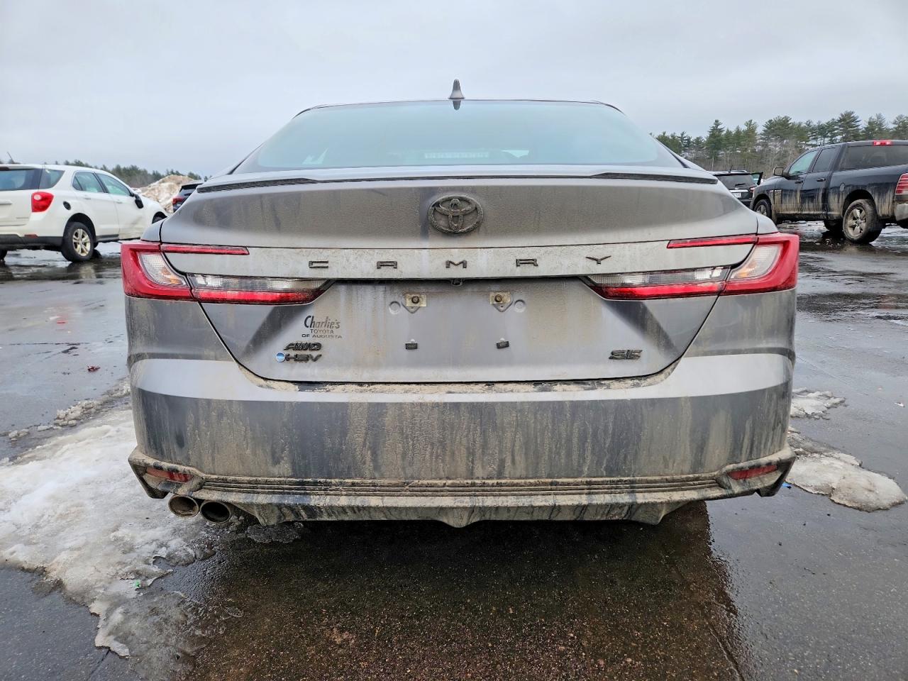 2025 TOYOTA CAMRY XSE photo 11