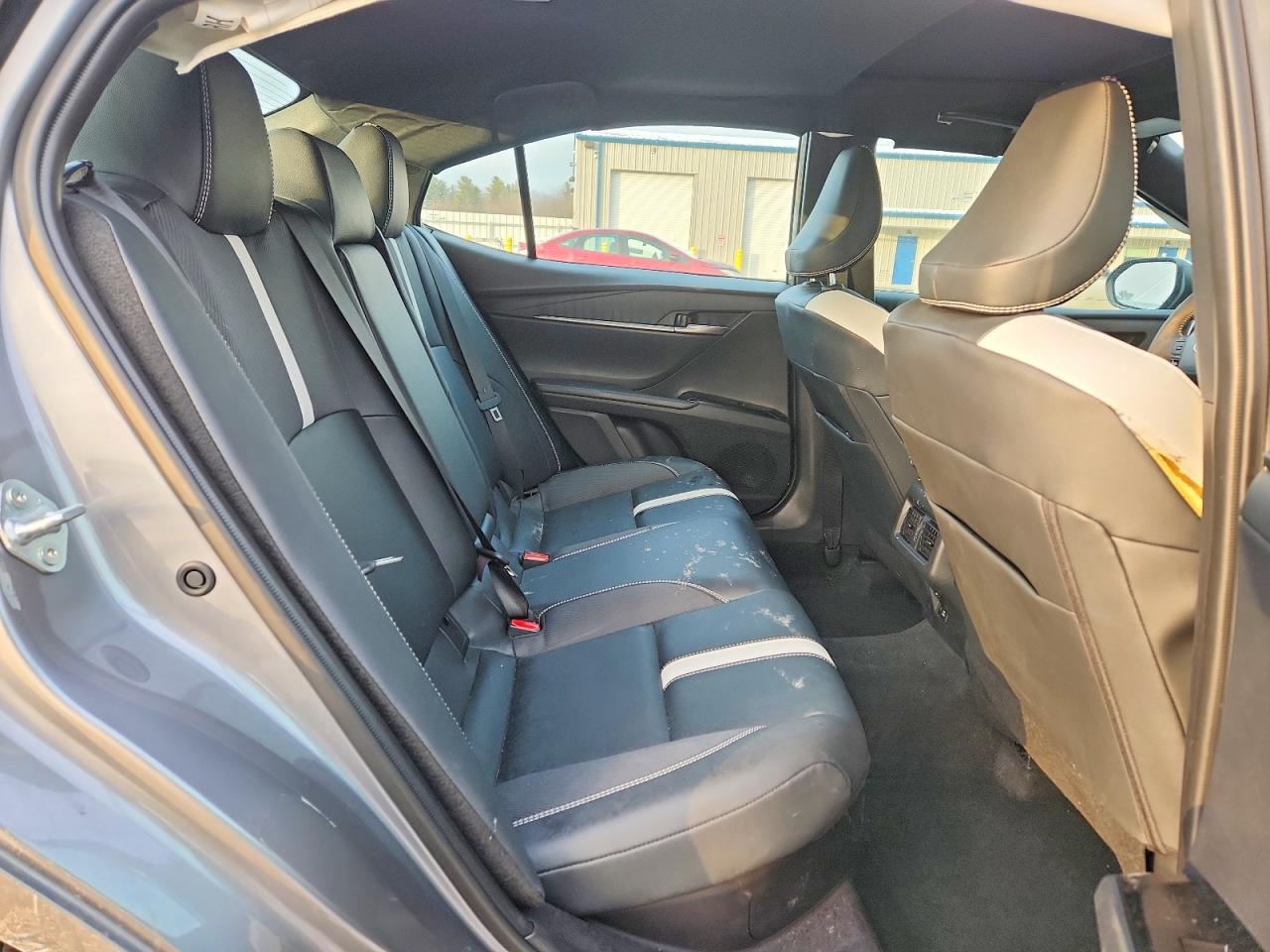 2025 TOYOTA CAMRY XSE photo 19