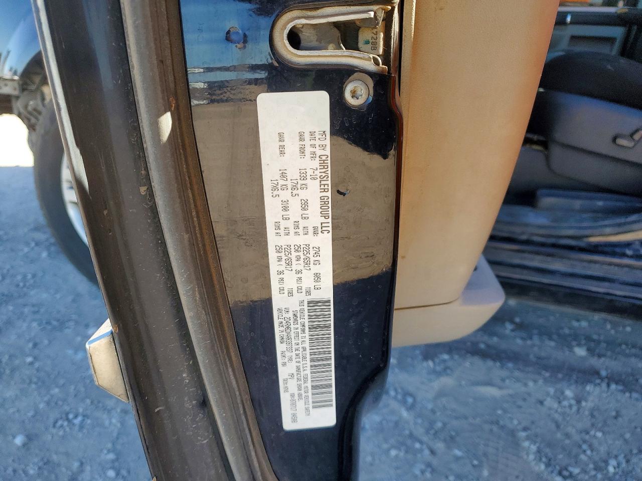 2010 DODGE GRAND CARAVAN CREW photo 13