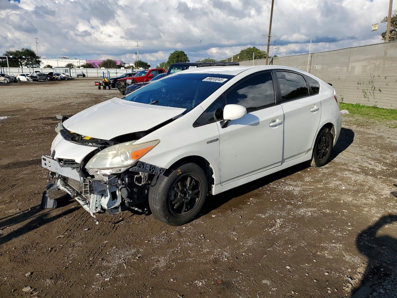 2013 TOYOTA PRIUS