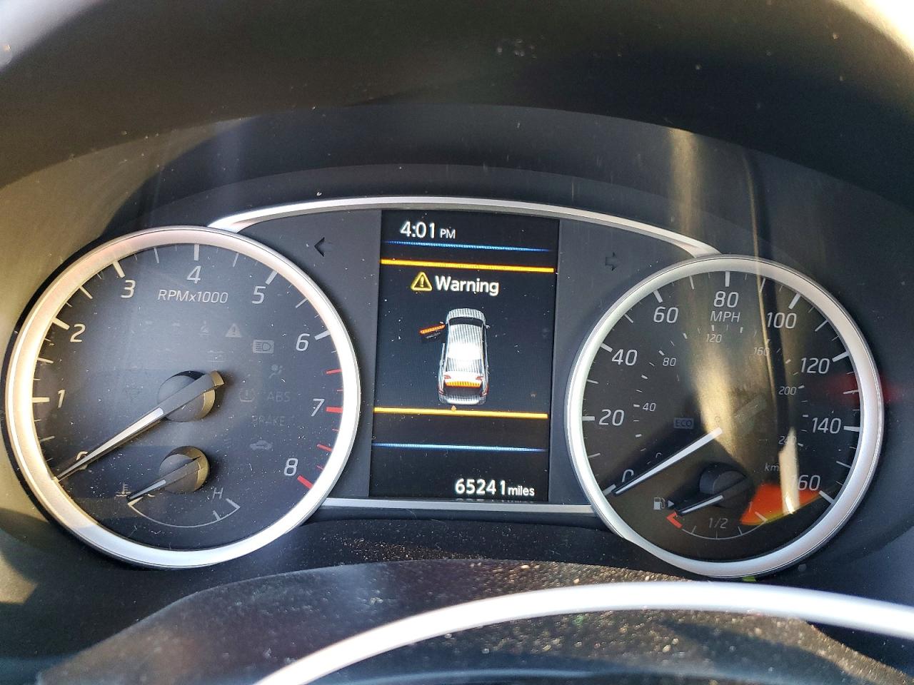 2019 NISSAN SENTRA S photo 9