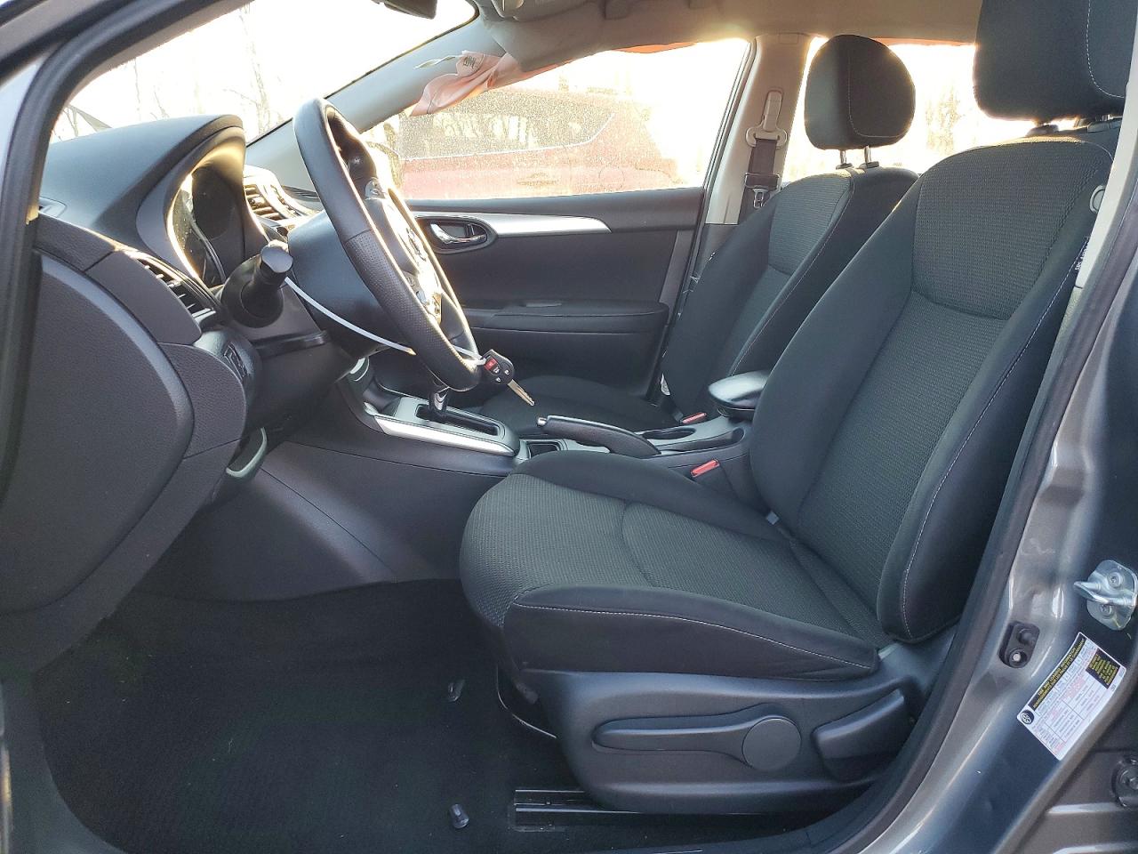 2019 NISSAN SENTRA S photo 7