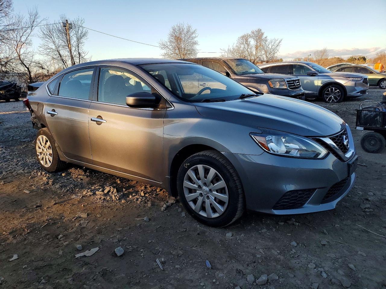 2019 NISSAN SENTRA S photo 4
