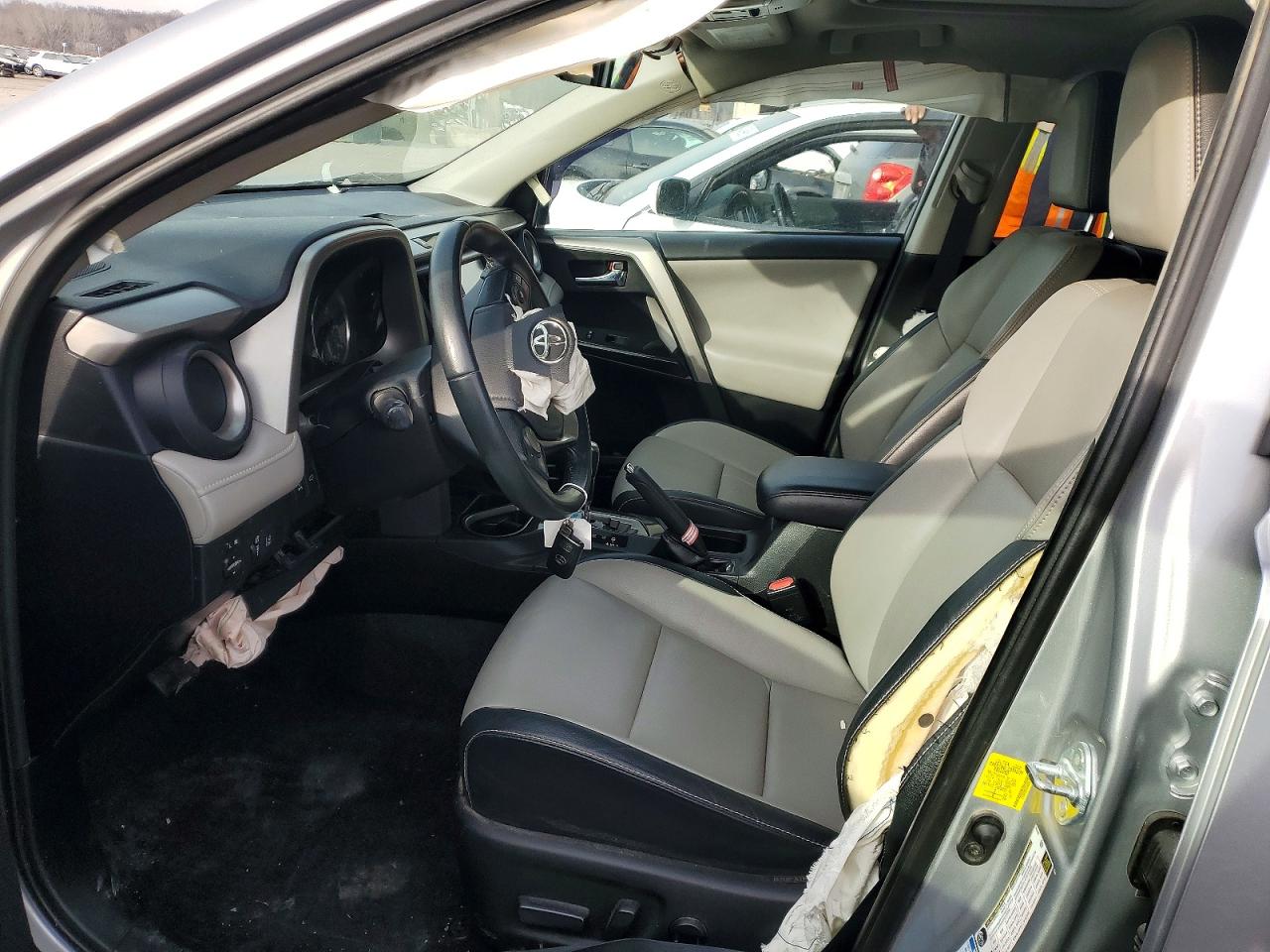 2016 TOYOTA RAV4 LIMITED photo 7