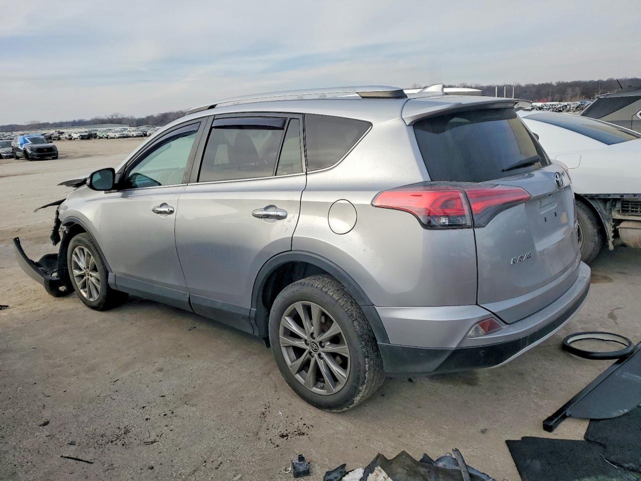 2016 TOYOTA RAV4 LIMITED photo 2
