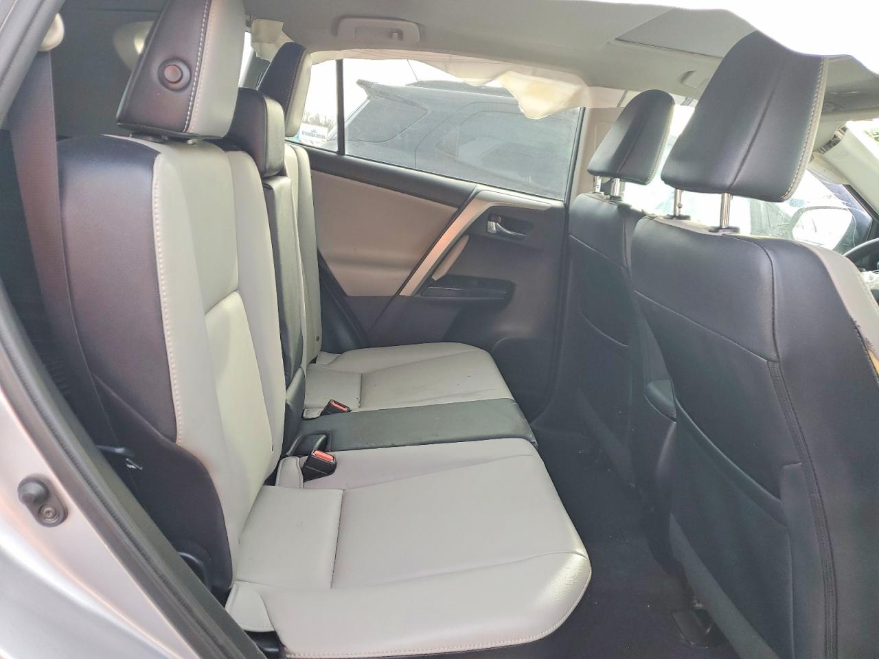 2016 TOYOTA RAV4 LIMITED photo 11