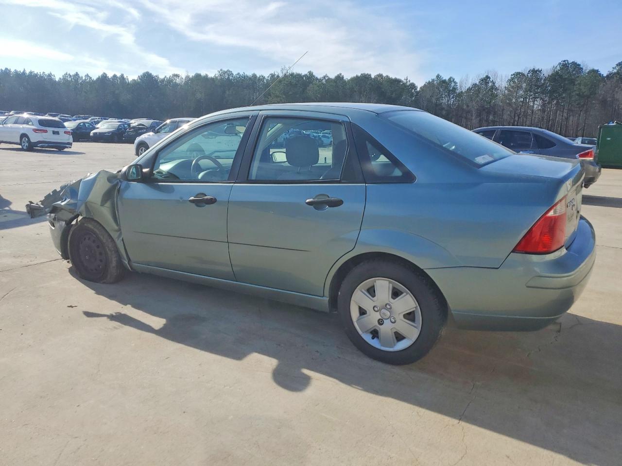 2006 FORD FOCUS ZX4 photo 2