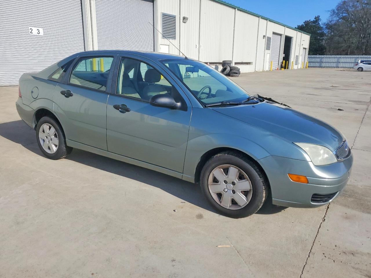 2006 FORD FOCUS ZX4 photo 4