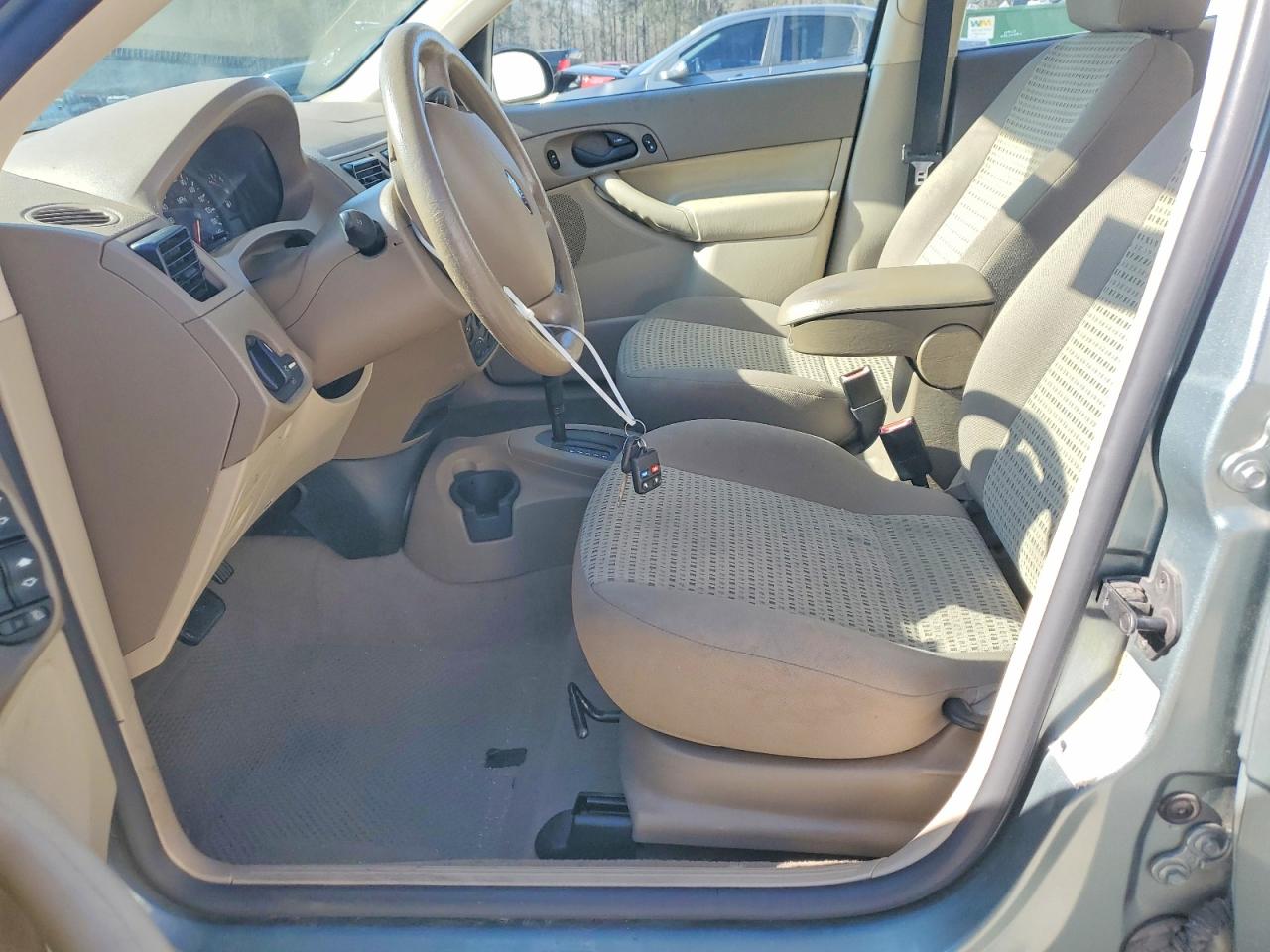 2006 FORD FOCUS ZX4 photo 7