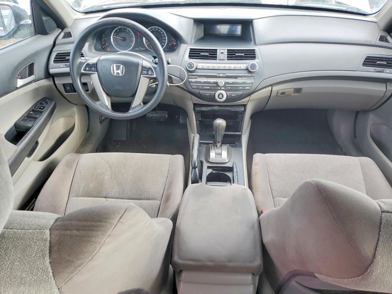2010 HONDA ACCORD LX photo 8