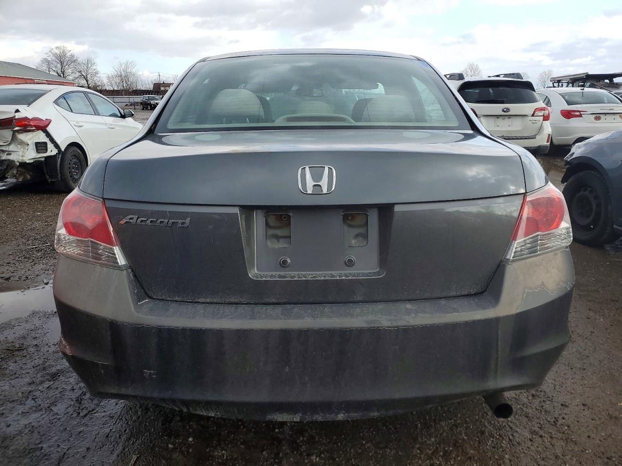 2010 HONDA ACCORD LX photo 6