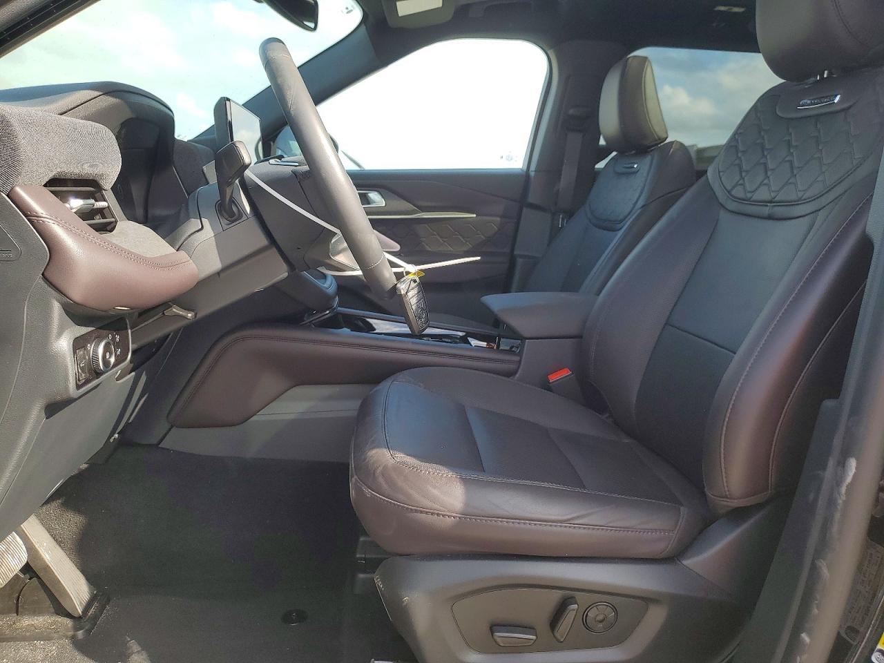 2025 FORD EXPLORER PLATINUM photo 7