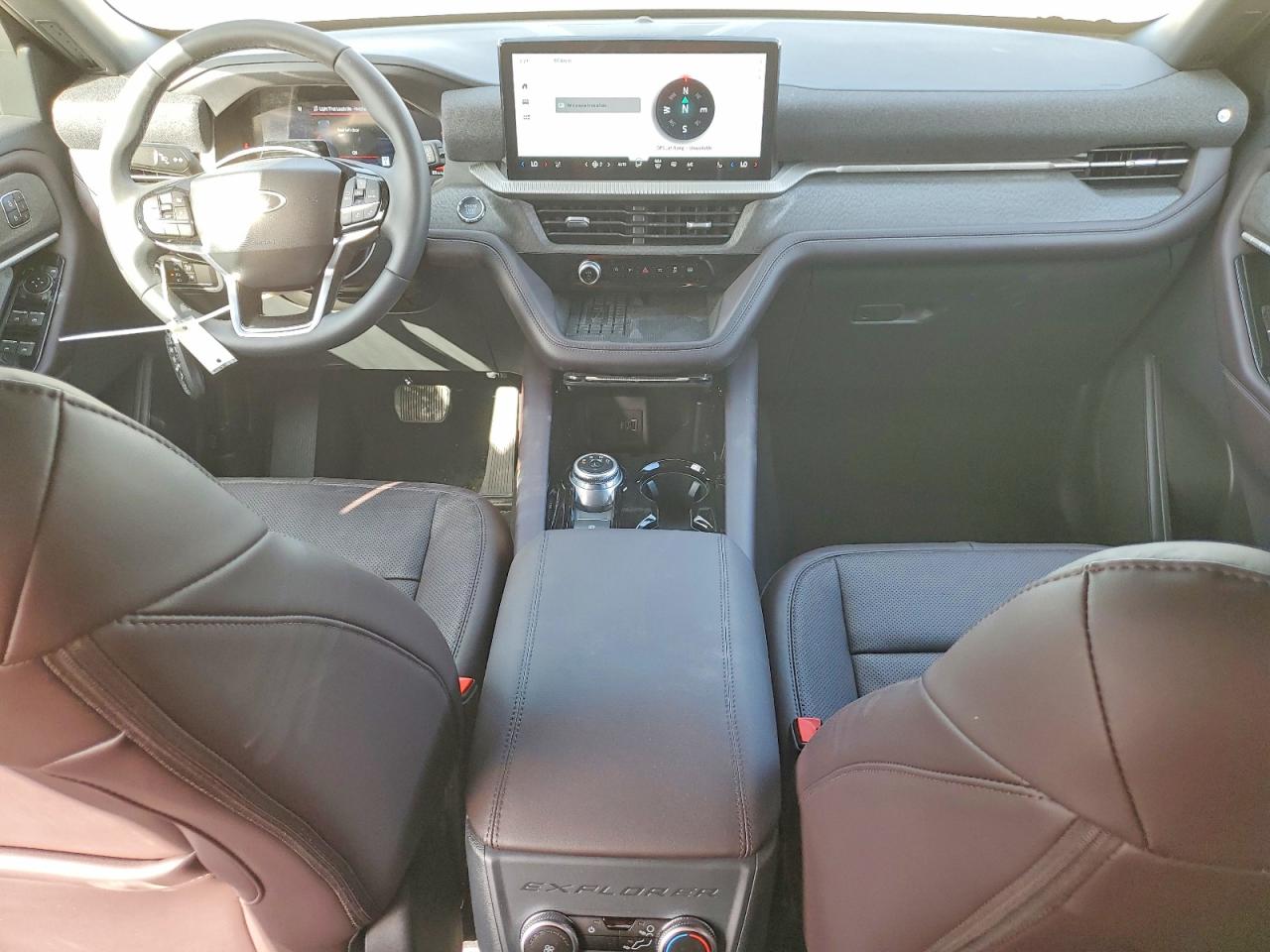 2025 FORD EXPLORER PLATINUM photo 8