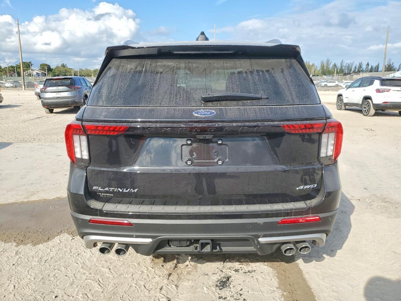 2025 FORD EXPLORER PLATINUM photo 6