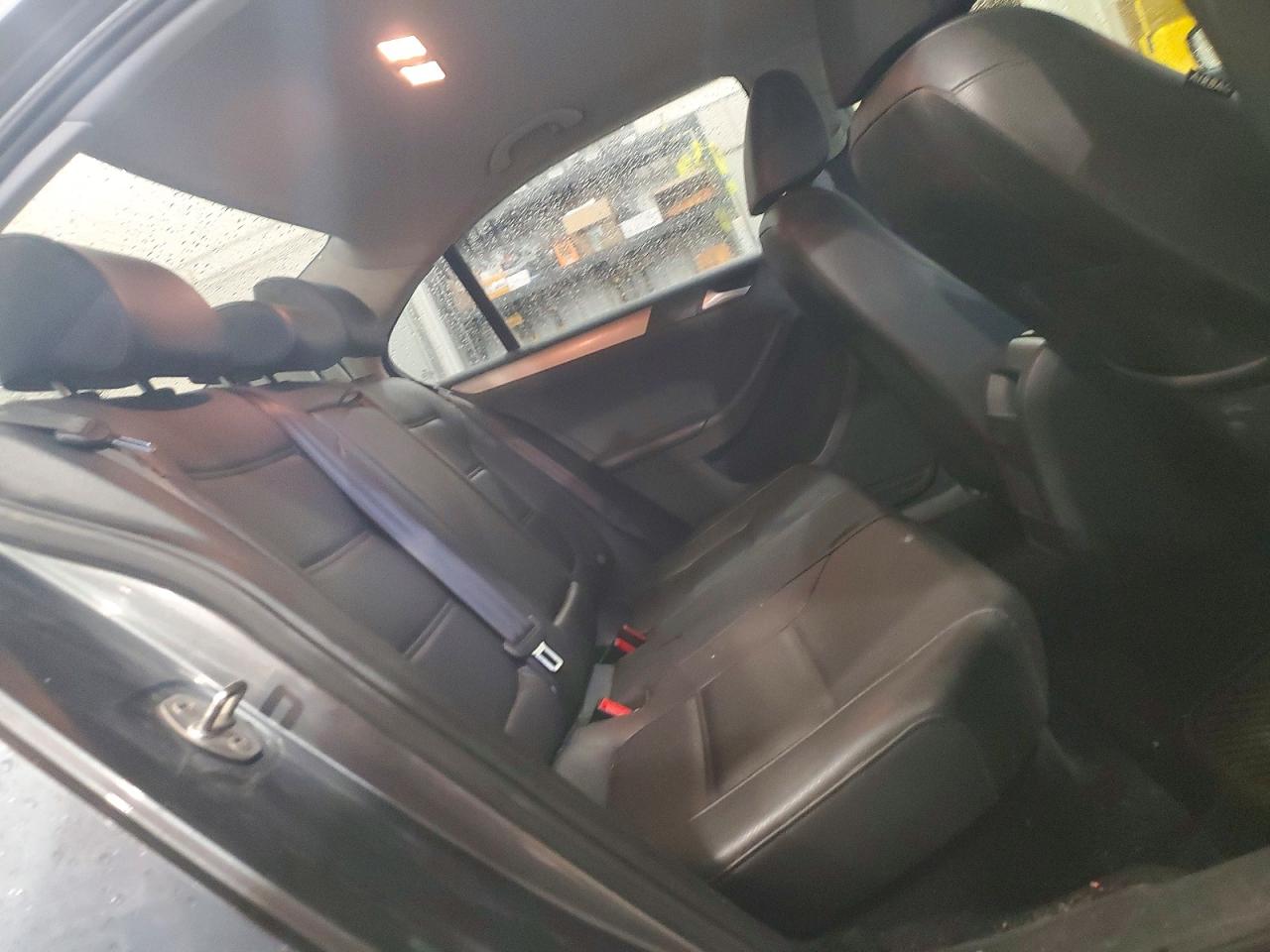 2017 VOLKSWAGEN JETTA SE photo 10