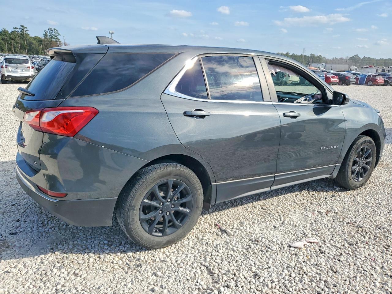 2021 CHEVROLET EQUINOX LT photo 5