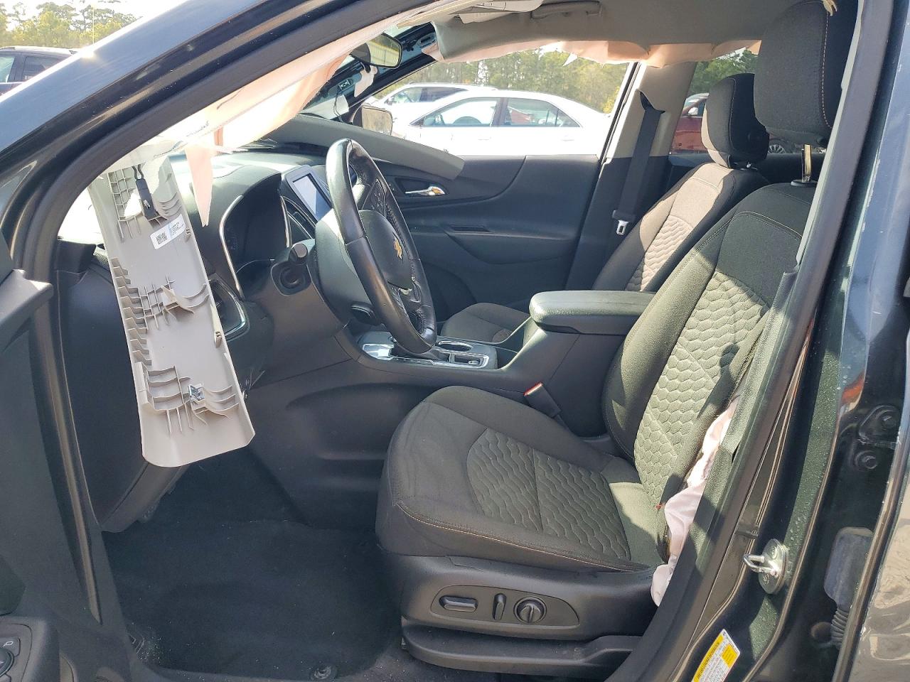 2021 CHEVROLET EQUINOX LT photo 13