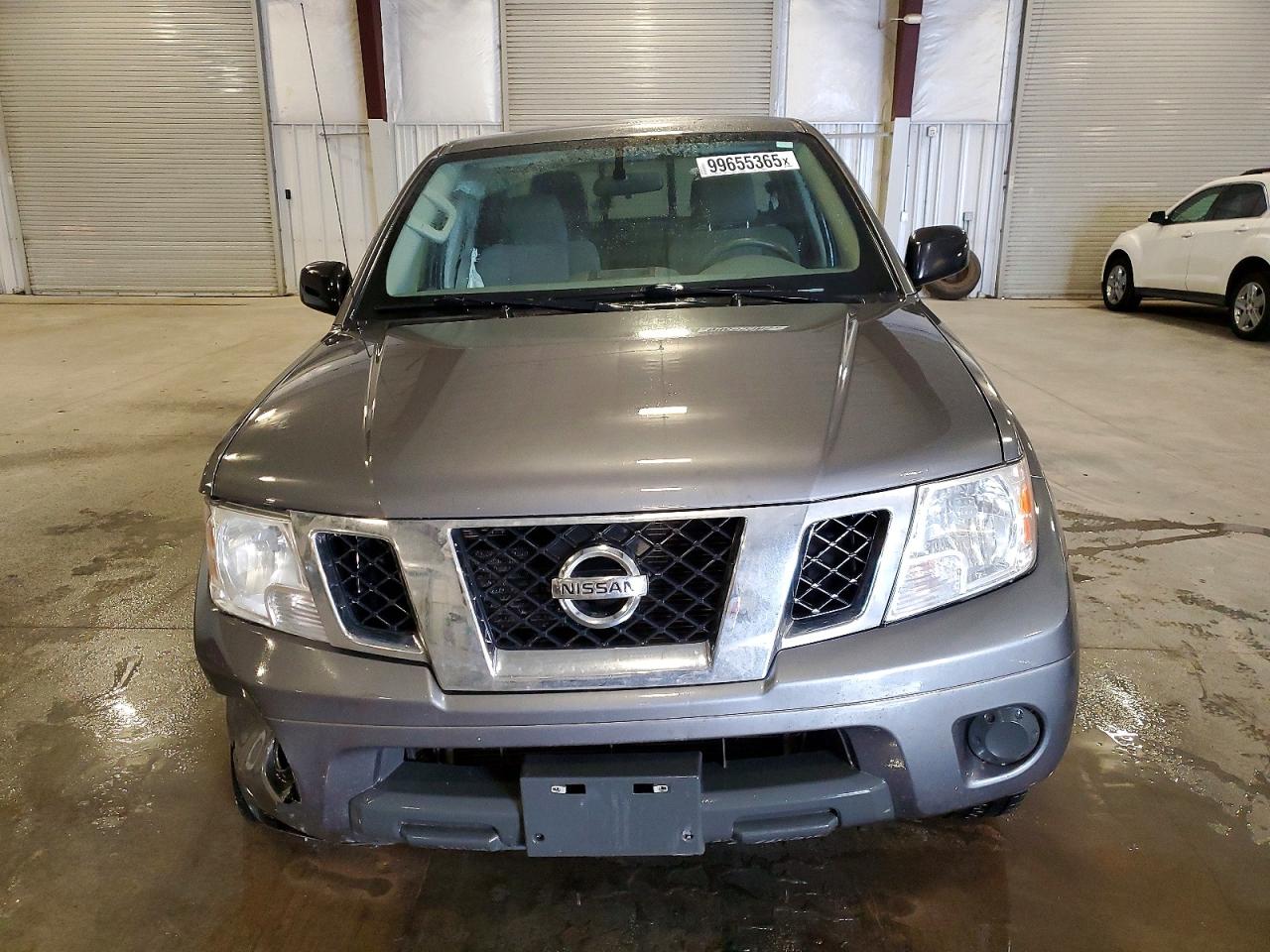 2019 NISSAN FRONTIER S photo 5