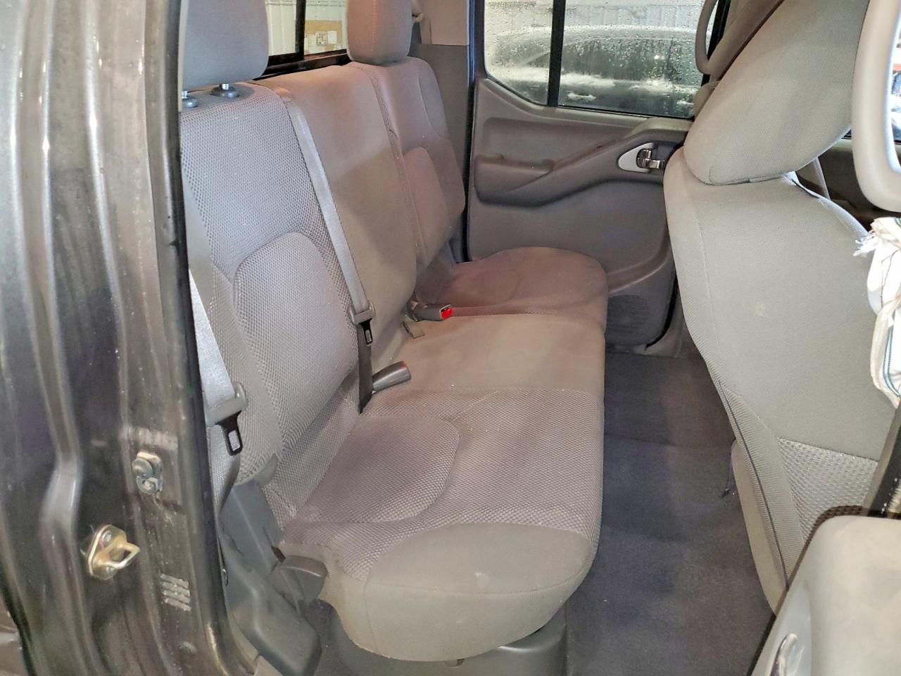 2019 NISSAN FRONTIER S photo 10