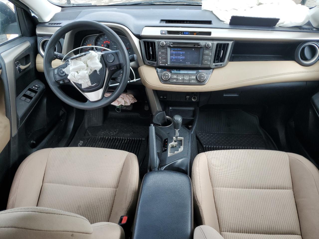 2014 TOYOTA RAV4 XLE photo 8
