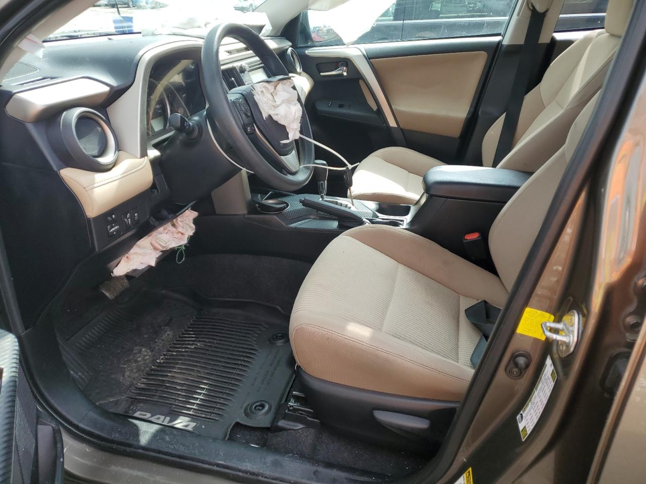 2014 TOYOTA RAV4 XLE photo 7