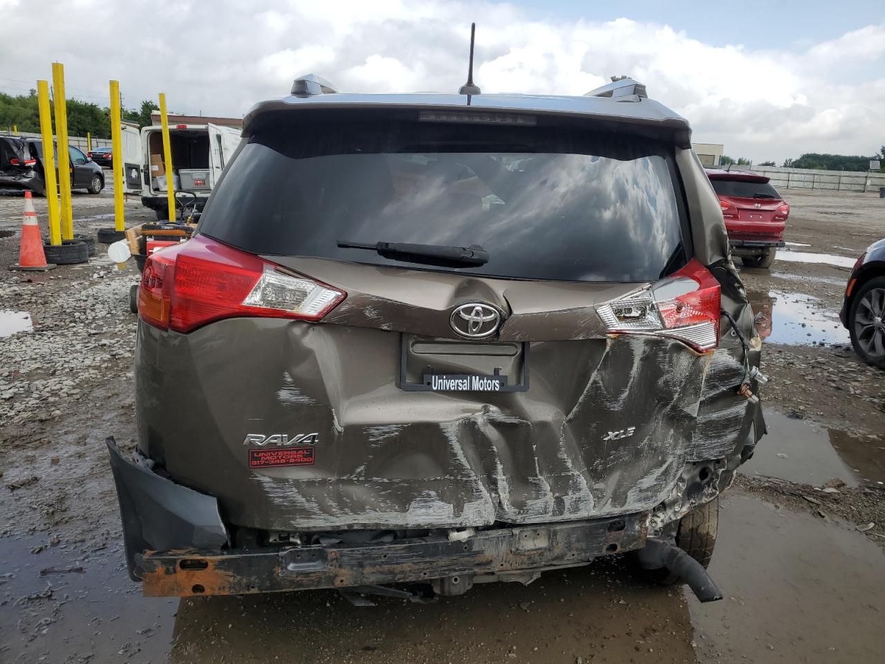 2014 TOYOTA RAV4 XLE photo 6