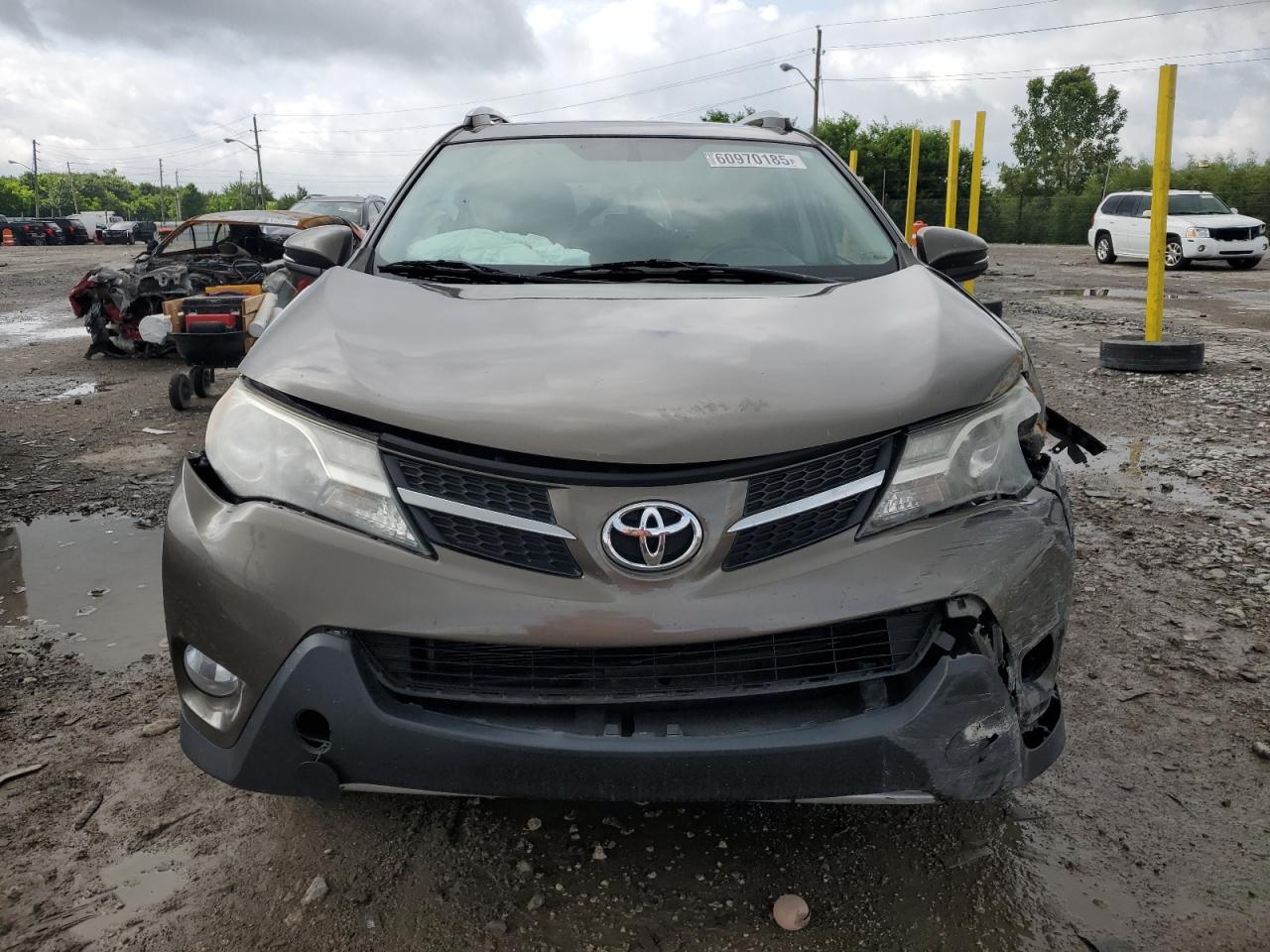 2014 TOYOTA RAV4 XLE photo 5