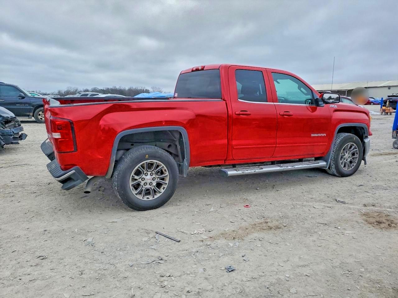 2015 GMC SIERRA K1500 SLE photo 3