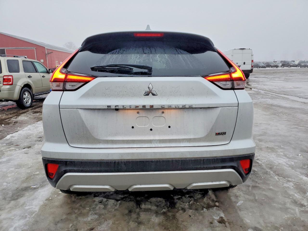 2023 MITSUBISHI ECLIPSE CROSS LE photo 6
