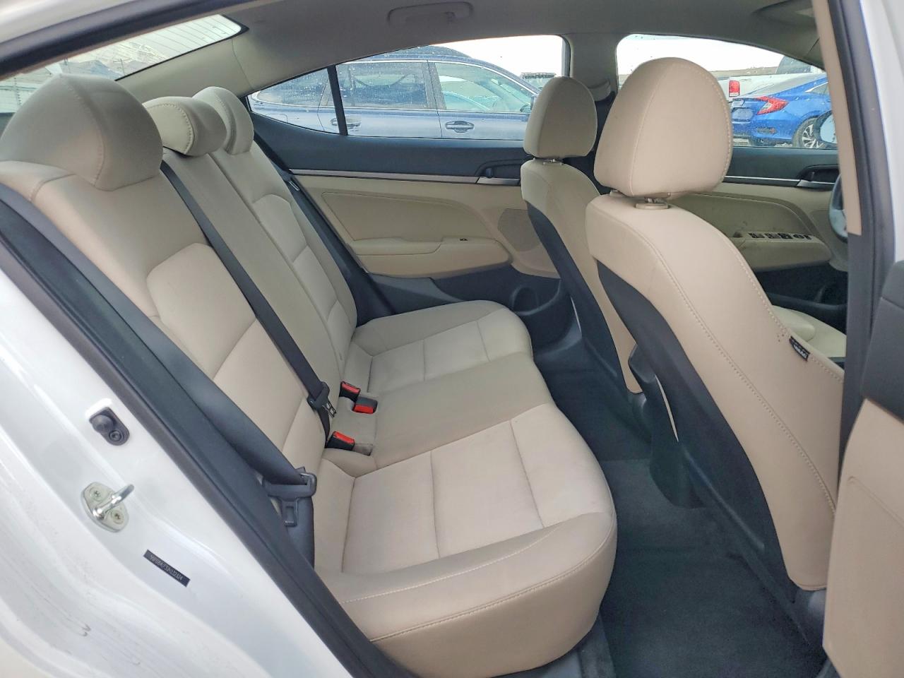 2018 HYUNDAI ELANTRA SEL photo 10