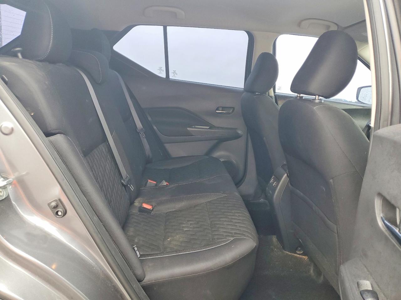 2021 NISSAN KICKS SV photo 11