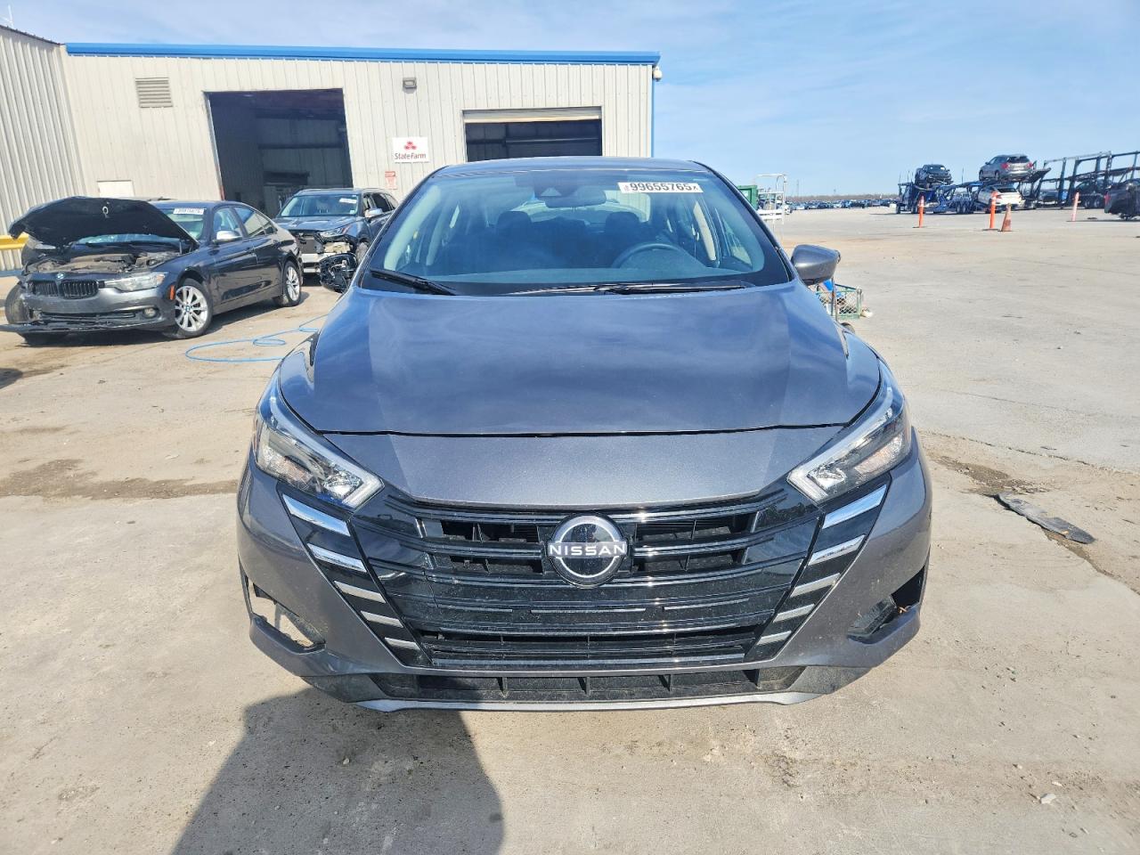 2025 NISSAN VERSA SV photo 5