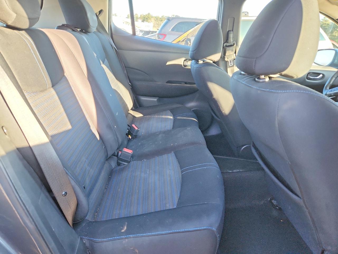 2019 NISSAN LEAF S photo 19