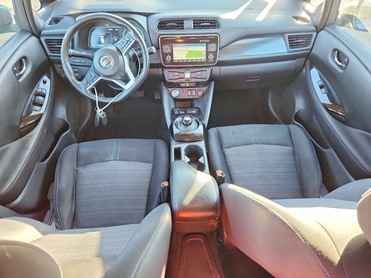 2019 NISSAN LEAF S photo 15