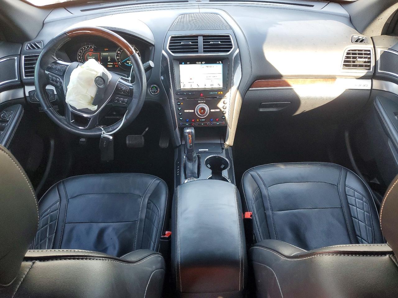 2018 FORD EXPLORER PLATINUM photo 8